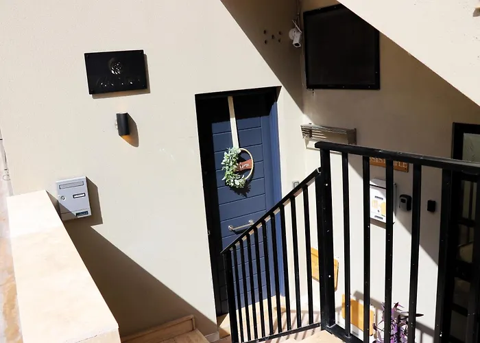 Zen Loft A Quiet And Restful Urban Getaway Near St Julians And Sliema Appartamento Is-Swieqi