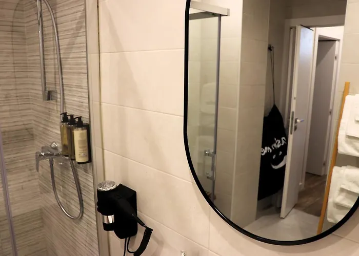 Zen Loft Stylish & Peaceful Near St Julians * Is-Swieqi